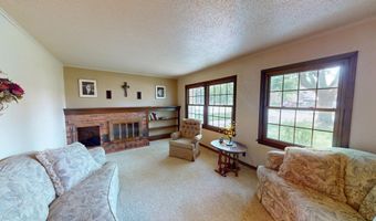 904 Clausen Ave, Albert Lea, MN 56007