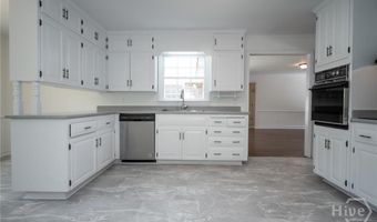 215 Lenox Rd, Athens, GA 30606
