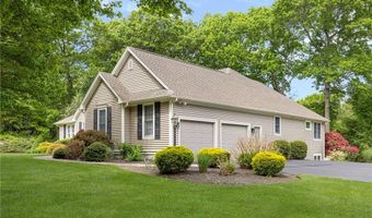 80 Douglas Dr, North Kingstown, RI 02874