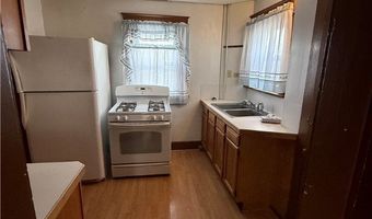 438 Black St, Akron, OH 44306