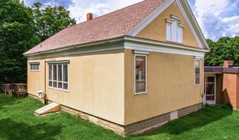 2 Howard St, Augusta, ME 04330