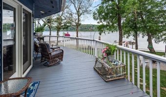 108 Pleasant Valley Rd, Amesbury, MA 01913