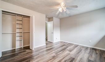 37 Country Place Ct, Alpharetta, GA 30005