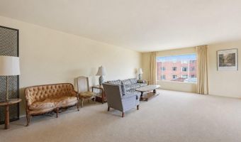 5301 WESTBARD Cir 334, Bethesda, MD 20816