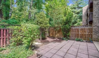 4720 DEER RUN Ct, Alexandria, VA 22306
