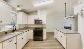 21024 SW CHARLENE St, Beaverton, OR 97003