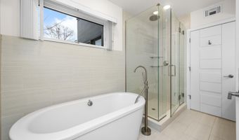 462 W Stadium Blvd, Ann Arbor, MI 48103