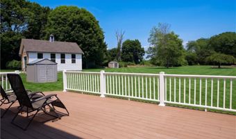 3 Courtney Ln, Hopkinton, RI 02832