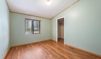 19383 Seminole Cir, Bend, OR 97702