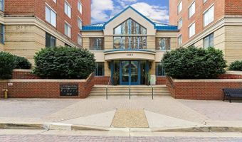 3830 9TH St N 606W, Arlington, VA 22203