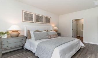 2095 Marietta Cir Plan: ELLE, Ash, NC 28420