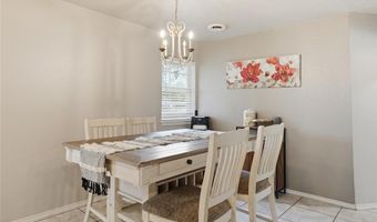 319 Cameron Dr, Altus, OK 73521