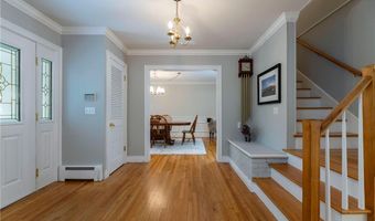 504 Shermantown Rd, North Kingstown, RI 02874