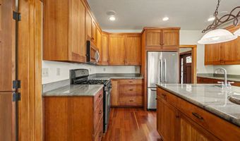 1678 Ashland Mine Rd, Ashland, OR 97520