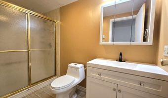 44 Linwood Ave, Andover, NJ 07801