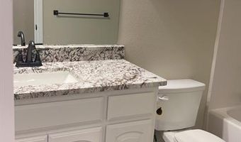 212 Navajo Trl, Alvarado, TX 76009
