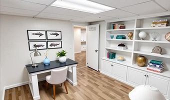 57 Friendship St, Newport, RI 02840