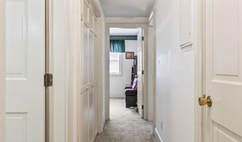 24 Parkwood Dr, Augusta, ME 04330