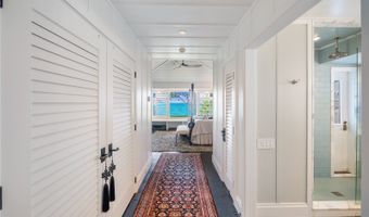 1586 Mokulua Dr, Kailua, HI 96734