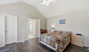 202 Cherry Bark Dr, Brandon, MS 39047