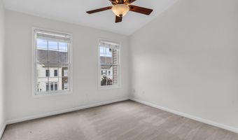 6618 FROST LAKE Ln, Alexandria, VA 22315