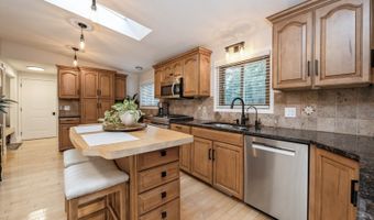 10308 Kenilworth Ave, Algonquin, IL 60102