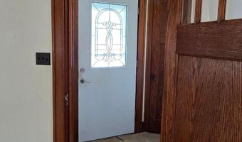 212 E 5th St, Albert Lea, MN 56007