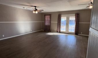 108 E SOUTH St, Archer City, TX 76351