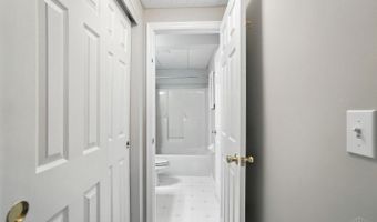 621 Covedale Ave, Delhi, OH 45238