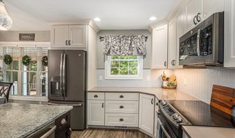 4106 Wildwood Dr, Allegan, MI 49010
