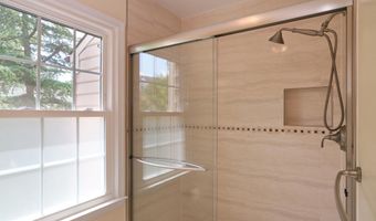 3816 USHER Ct, Alexandria, VA 22304