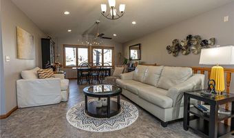 574 Pleasant View Dr NW, Alexandria, MN 56308