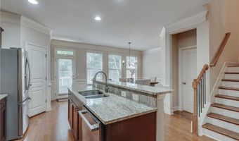 9005 Woodland Trl, Alpharetta, GA 30009
