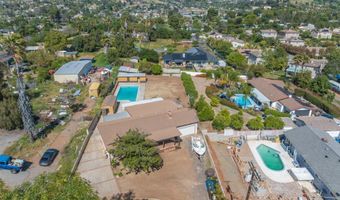 612 Momar Ln, Escondido, CA 92027