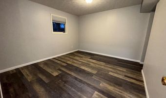 1308 Birch St, Aurora, NE 68818