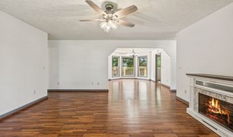 5531 Willow Oak Dr, Baxter, TN 38544