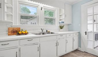 735 Danwood St, Asheboro, NC 27205
