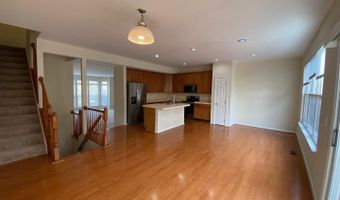 5293 BALLYCASTLE Cir, Alexandria, VA 22315