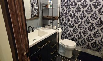 7378 P Rr 7, Ava, MO 65608