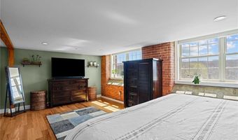 1 Tupperware Dr 120, North Smithfield, RI 02896