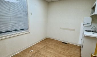 160 Wolcott St, Bristol, CT 06010