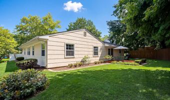 95 Idlebrook Ln, Aberdeen, NJ 07747