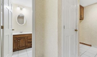 95 Hitching Post Ln, Bedford, NH 03110