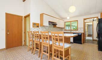 21 Daggett Rd, Attleboro, MA 02703