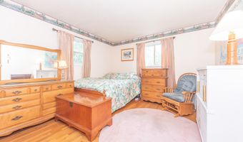 2707 Brandywine Dr, Ann Arbor, MI 48104