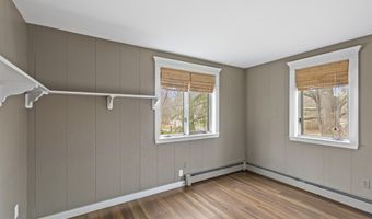 29 Sturgis Ln, Barnstable, MA 02630