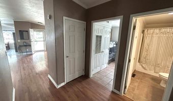 117 W Wapello St, Agency, IA 52530