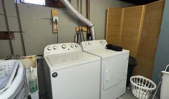 4 Hatherly St, North Providence, RI 02911