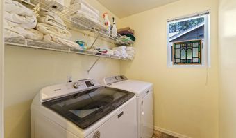 488 SW Forest Grove Dr, Bend, OR 97702