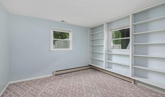 110 Navarre Ct, Auburn, IN 46706